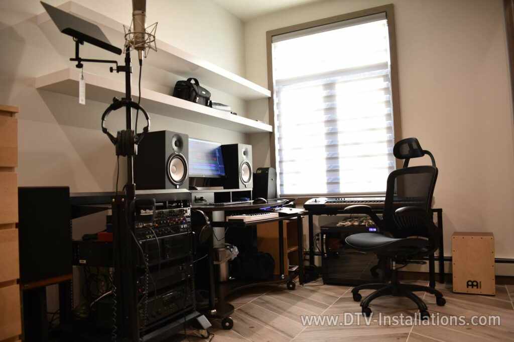 Blackout Shades in NYC for Home Theaters: Eliminating Glare Without Losing Style