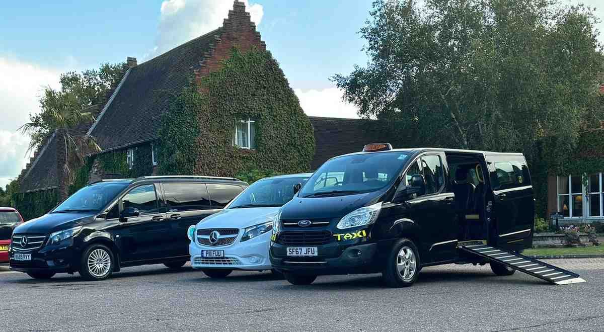 Taxi Service in Norwich - RedTravels